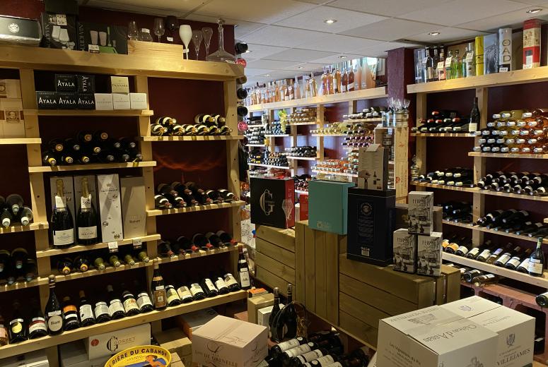 Intérieur de cave CAVAVIN Rognac
